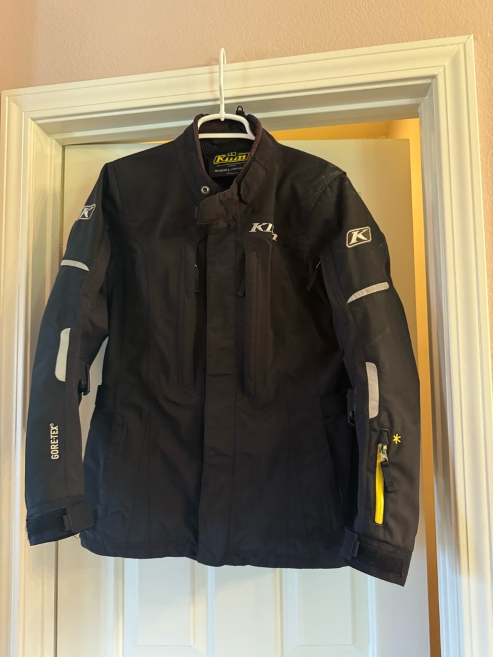 Women’s Klim Altitude Large Black Motorcycle Jacket
